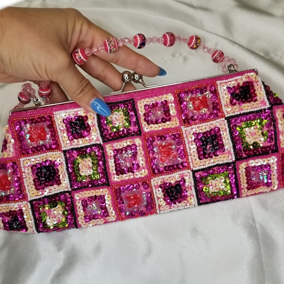 Pink Sequined BagClutch - Picture 6 of 7